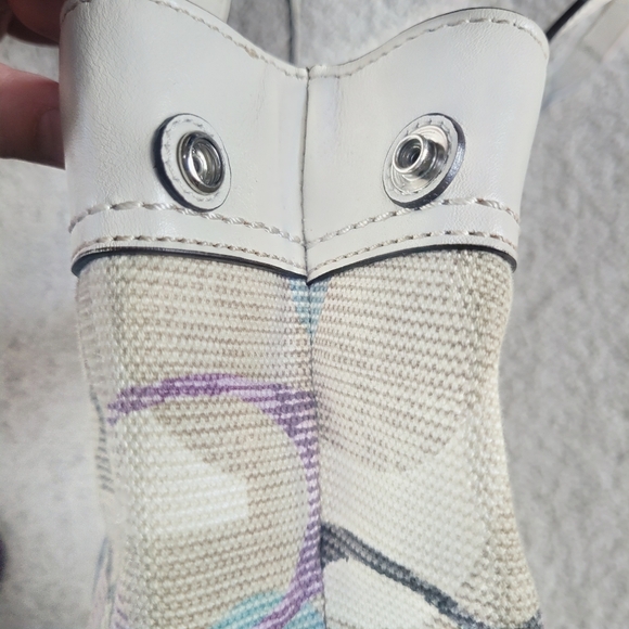 Coach Soho Linen Op Art Tote #16591 White Leather Purple Satin Interior - Picture 8 of 14